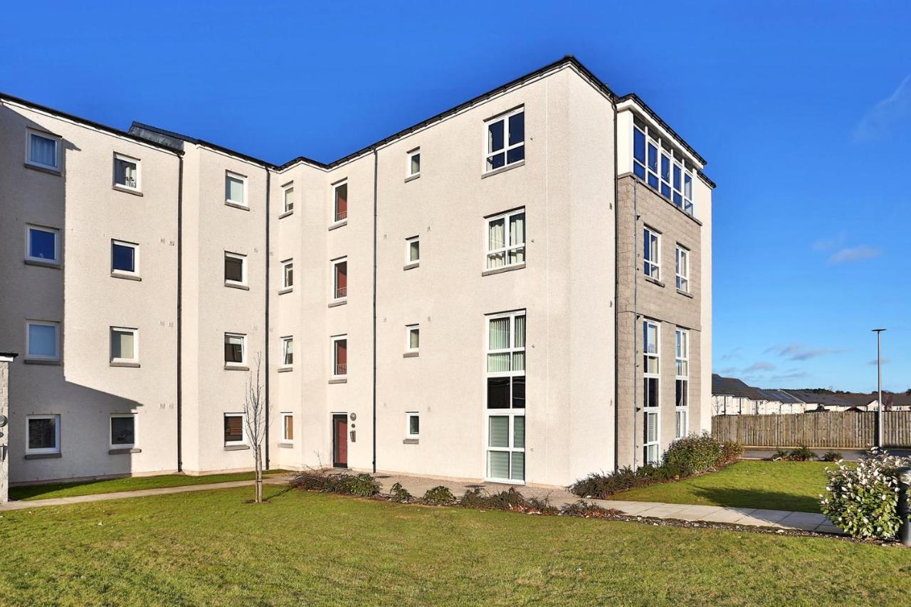 Town And Country Burnside Road Apartments Dyce Exterior foto